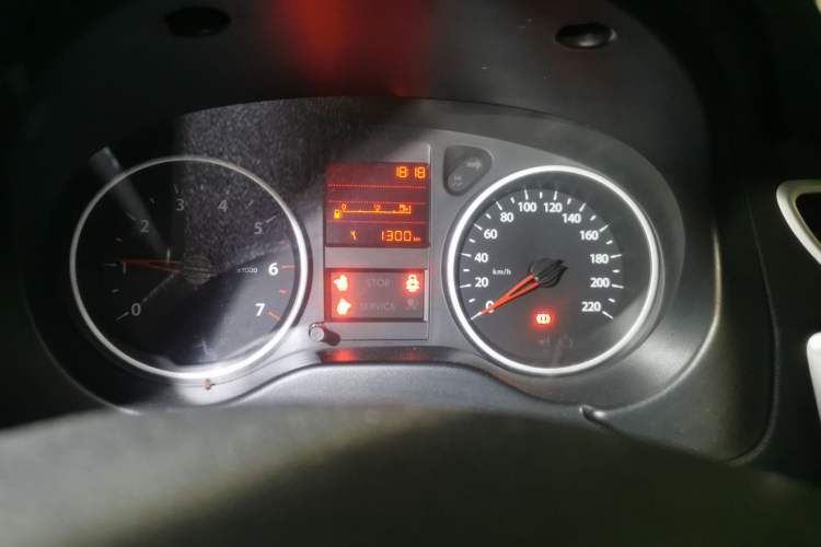 Used Dongfeng Aeolus L60 2015 1.6L Manual New Dynamic Model Instrument Cluster