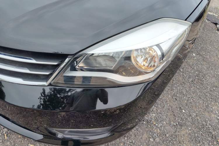 Used Dongfeng Aeolus L60 2015 1.6L Manual New Dynamic Model Left Front Headlight