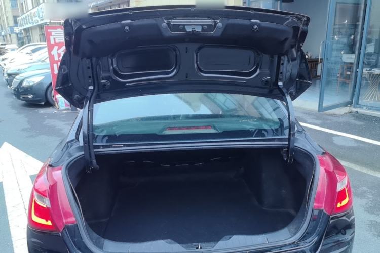 Used Dongfeng Aeolus L60 2015 1.6L Manual New Dynamic Model Trunk