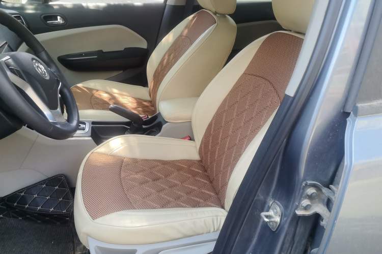 Used Dongfeng Aeolus L60 2015 1.8L Automatic New Enjoyment Model Left Front Seat