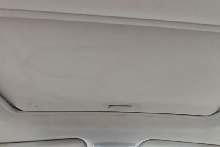 Used Dongfeng Aeolus L60 2015 1.8L Manual New Enjoyment Version Headliner