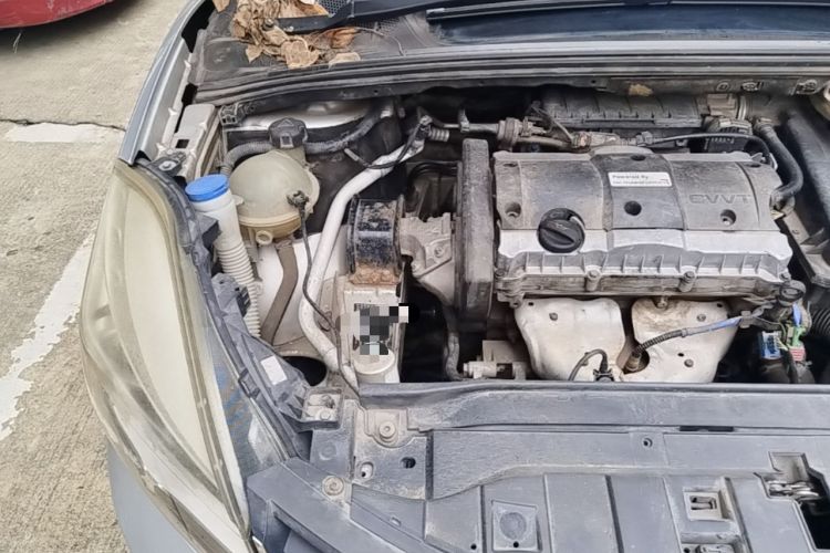 Used Dongfeng Aeolus L60 2015 1.6L Manual New Dynamic Model Engine Bay Right