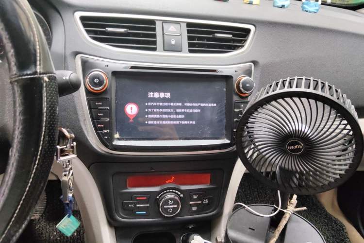 Used Dongfeng Aeolus L60 2015 1.6L Manual New Dynamic Model Audio And AC Panel
