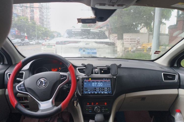 Used Dongfeng Aeolus L60 2015 1.8L Manual New Enjoyment Version Center Console