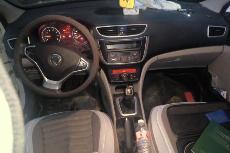 Used Dongfeng Aeolus L60 2015 1.8L Manual New Enjoyment Version Center Console