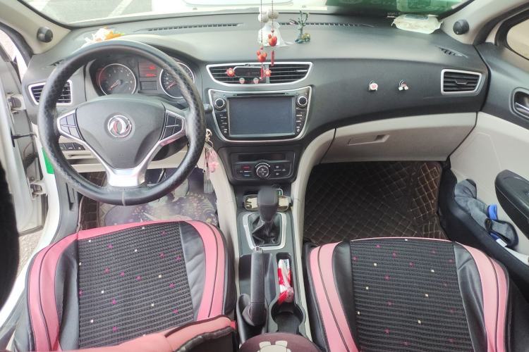 Used Dongfeng Aeolus L60 2015 1.8L Manual New Enjoyment Version Center Console