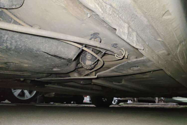 Used Dongfeng Aeolus L60 2015 1.8L Manual New Enjoyment Version Chassis Rear Right