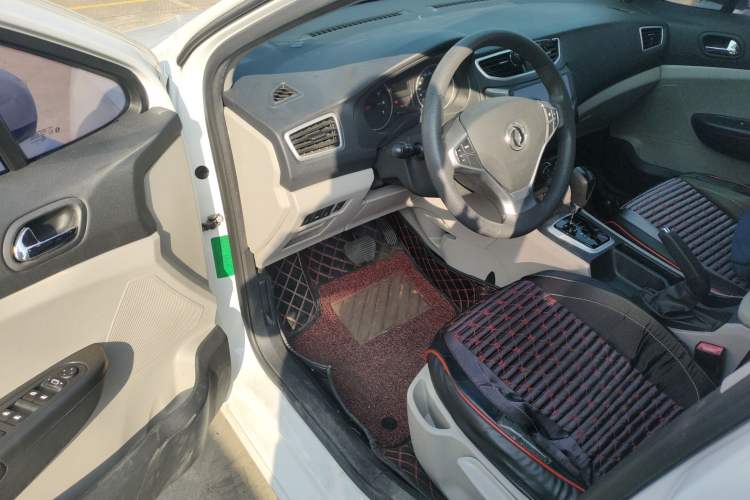 Used Dongfeng Aeolus L60 2015 1.8L Automatic New Enjoyment Model Driver Seat