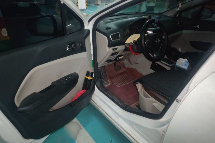 Used Dongfeng Aeolus L60 2015 1.8L Automatic New Enjoyment Model Driver Seat