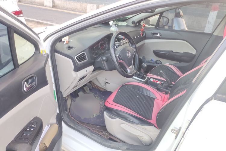 Used Dongfeng Aeolus L60 2015 1.8L Manual New Enjoyment Version Driver Seat