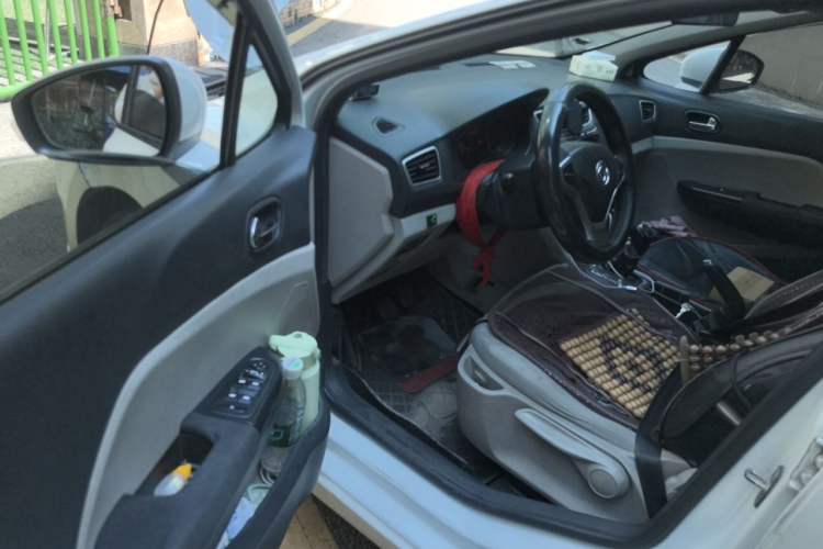 Used Dongfeng Aeolus L60 2015 1.8L Manual New Enjoyment Version Driver Seat