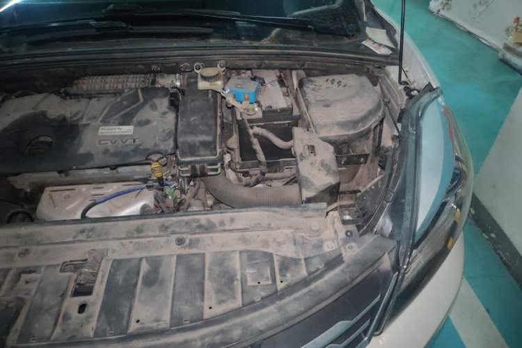 Used Dongfeng Aeolus L60 2015 1.8L Automatic New Enjoyment Model Engine Bay Left