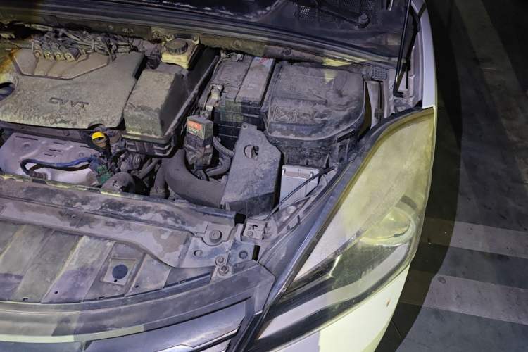 Used Dongfeng Aeolus L60 2015 1.8L Automatic New Enjoyment Model Engine Bay Left