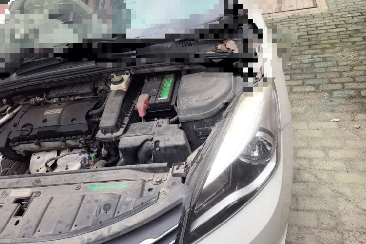 Used Dongfeng Aeolus L60 2015 1.6L Manual New Dynamic Model Engine Bay Left