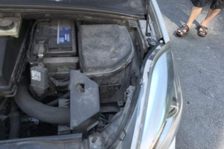 Used Dongfeng Aeolus L60 2015 1.8L Manual New Enjoyment Version Engine Bay Left