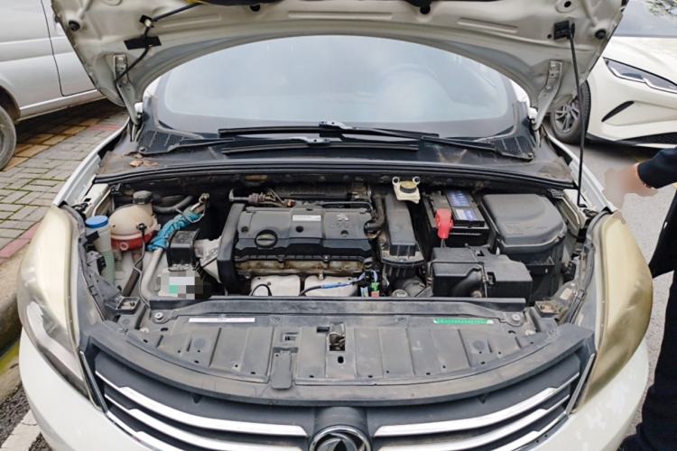 Used Dongfeng Aeolus L60 2015 1.6L Manual New Dynamic Model Engine Bay