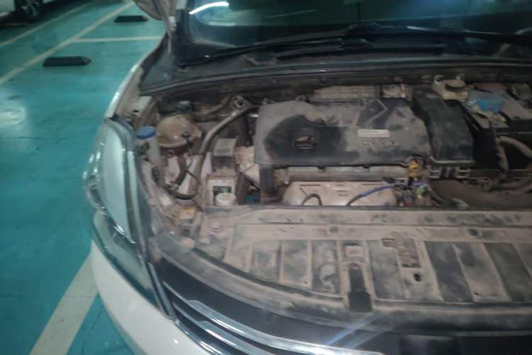 Used Dongfeng Aeolus L60 2015 1.8L Automatic New Enjoyment Model Engine Bay Right