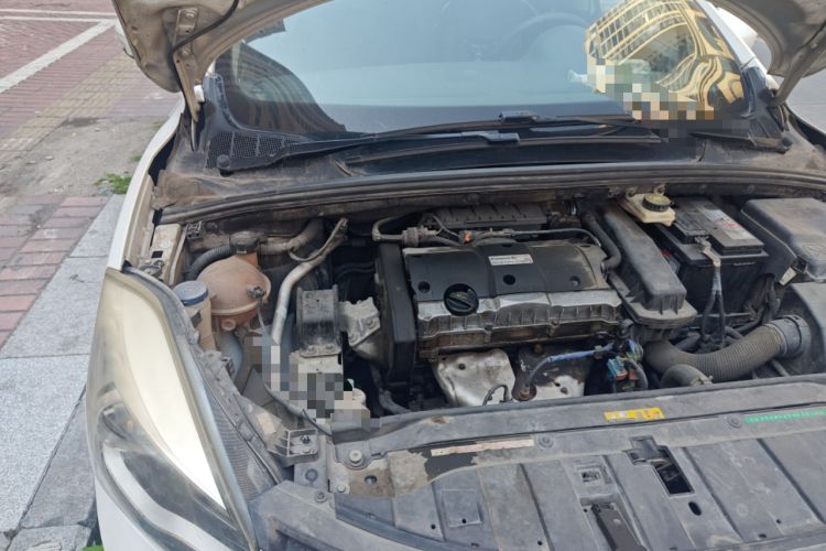 Used Dongfeng Aeolus L60 2015 1.8L Automatic New Enjoyment Model Engine Bay Right