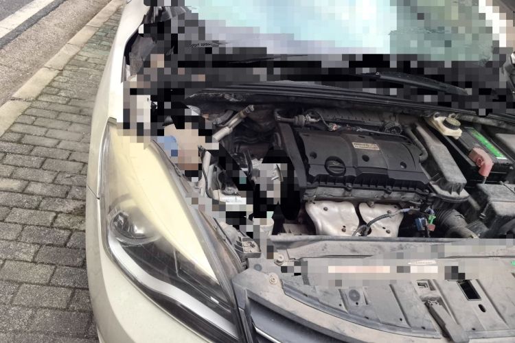 Used Dongfeng Aeolus L60 2015 1.6L Manual New Dynamic Model Engine Bay Right