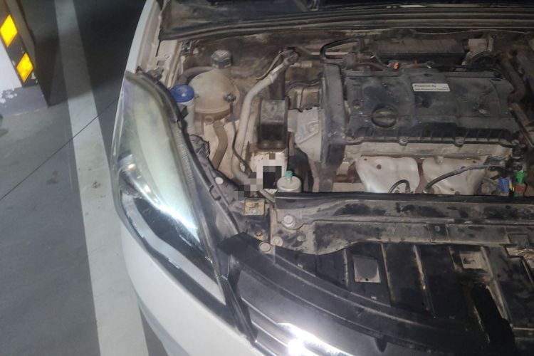 Used Dongfeng Aeolus L60 2015 1.6L Manual New Dynamic Model Engine Bay Right
