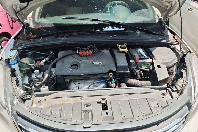 Used Dongfeng Aeolus L60 2015 1.8L Automatic New Enjoyment Model Engine Bay