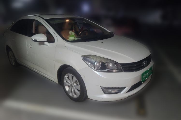 Used Dongfeng Aeolus L60 2015 1.6L Manual New Dynamic Model Front Right 45 Deg