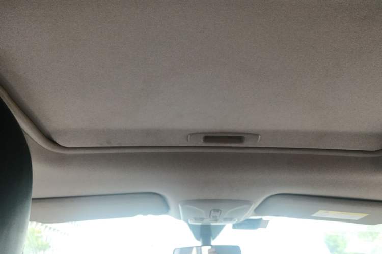Used Dongfeng Aeolus L60 2015 1.8L Automatic New Enjoyment Model Headliner