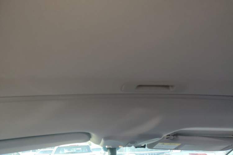 Used Dongfeng Aeolus L60 2015 1.8L Automatic New Enjoyment Model Headliner