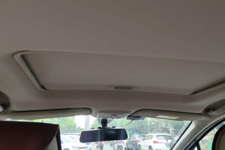 Used Dongfeng Aeolus L60 2015 1.6L Manual New Dynamic Model Headliner
