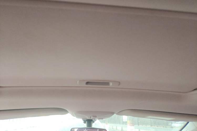 Used Dongfeng Aeolus L60 2015 1.8L Manual New Enjoyment Version Headliner