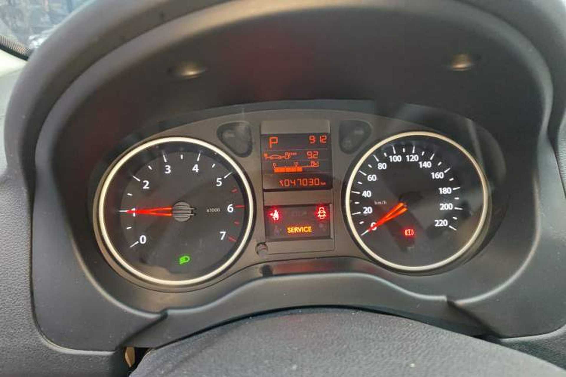 Used Dongfeng Aeolus L60 2015 1.8L Automatic New Enjoyment Model Instrument Cluster