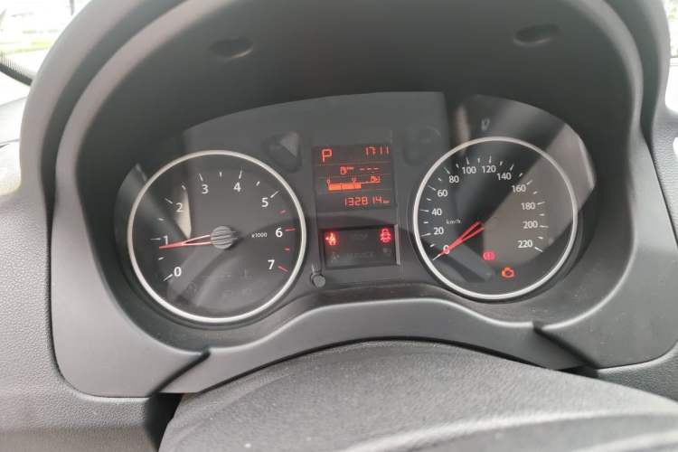 Used Dongfeng Aeolus L60 2015 1.8L Automatic New Enjoyment Model Instrument Cluster