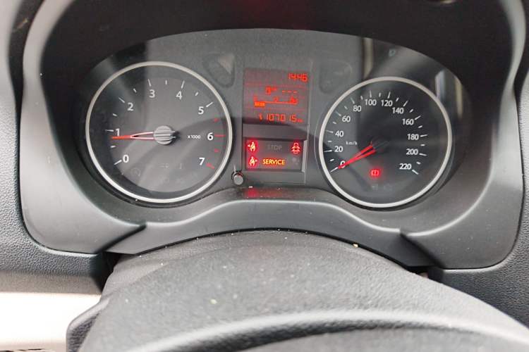 Used Dongfeng Aeolus L60 2015 1.6L Manual New Dynamic Model Instrument Cluster
