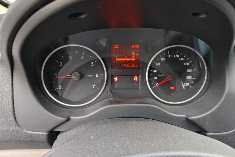 Used Dongfeng Aeolus L60 2015 1.8L Automatic New Enjoyment Model Instrument Cluster