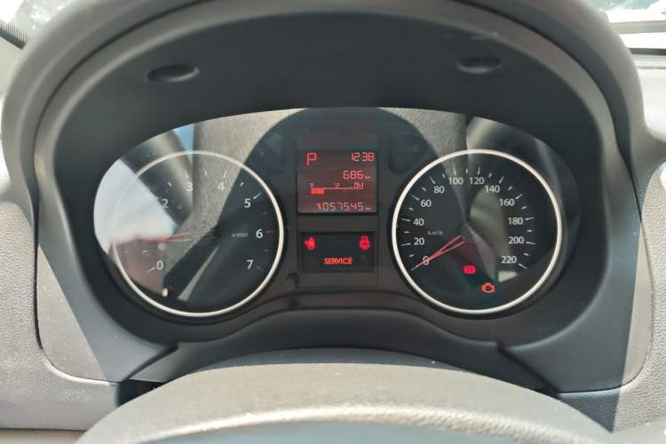 Used Dongfeng Aeolus L60 2015 1.8L Automatic New Enjoyment Model Instrument Cluster