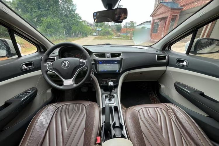 Used Dongfeng Aeolus L60 2015 1.8L Automatic New Enjoyment Model Interior 1