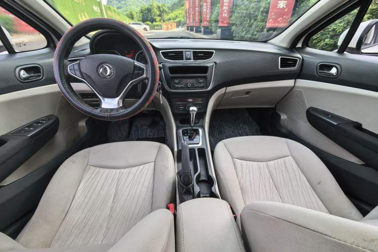 Used Dongfeng Aeolus L60 2015 1.8L Automatic New Enjoyment Model Interior 4