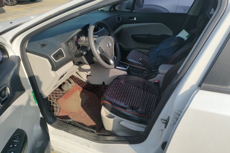 Used Dongfeng Aeolus L60 2015 1.8L Automatic New Enjoyment Model Left Front Seat