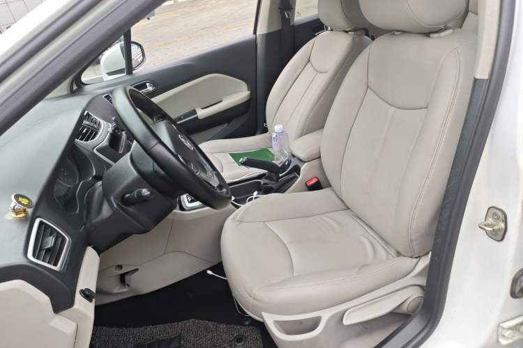Used Dongfeng Aeolus L60 2015 1.8L Automatic New Enjoyment Model Left Front Seat