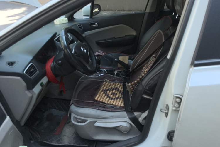 Used Dongfeng Aeolus L60 2015 1.8L Manual New Enjoyment Version Left Front Seat