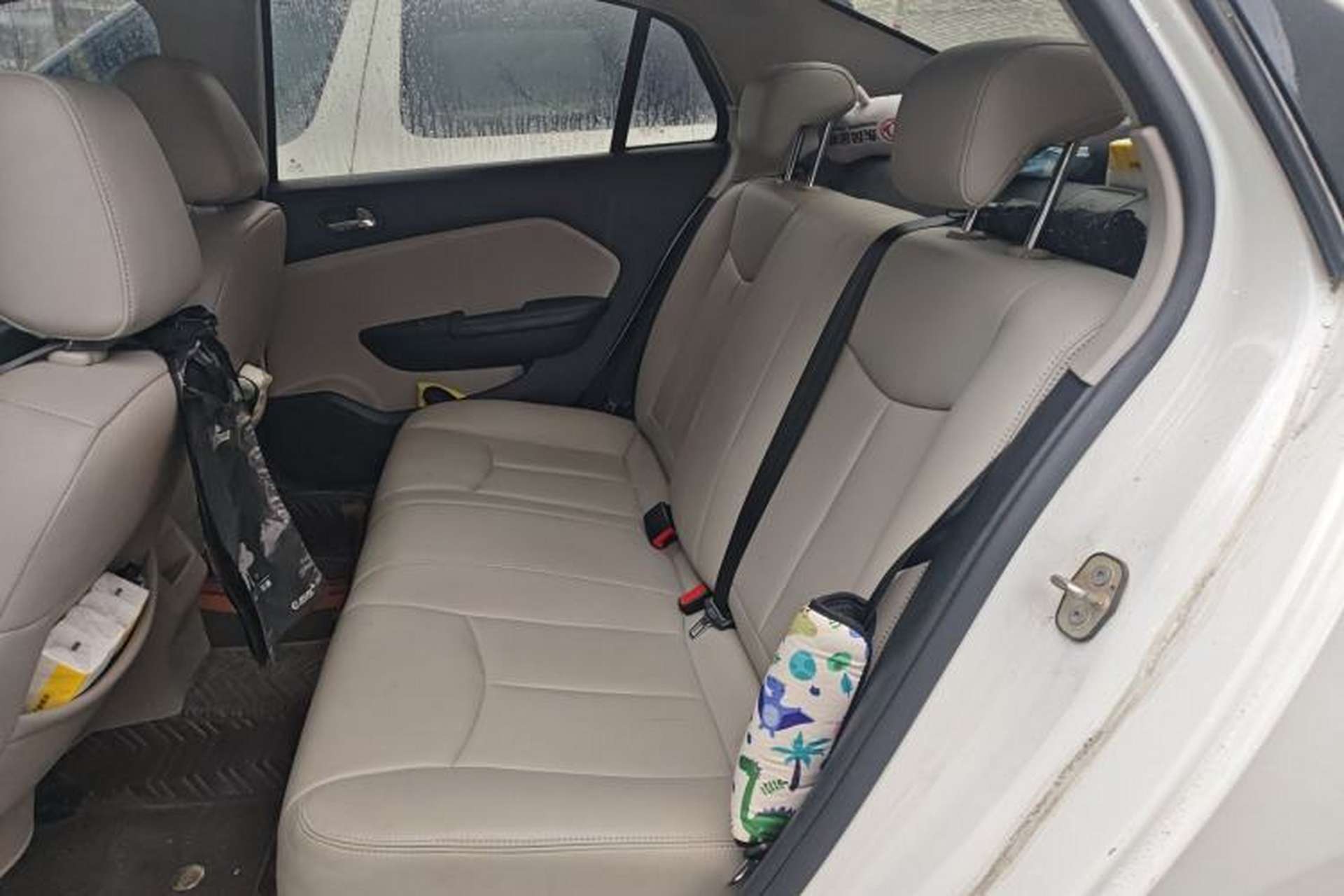 Used Dongfeng Aeolus L60 2015 1.8L Automatic New Enjoyment Model Left Rear Seat
