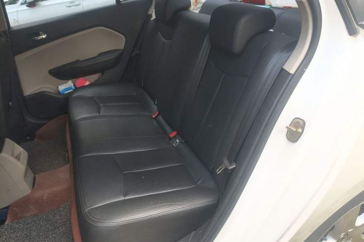 Used Dongfeng Aeolus L60 2015 1.8L Automatic New Rui Model Left Rear Seat