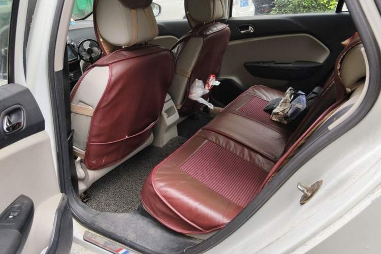 Used Dongfeng Aeolus L60 2015 1.6L Manual New Dynamic Model Left Rear Seat