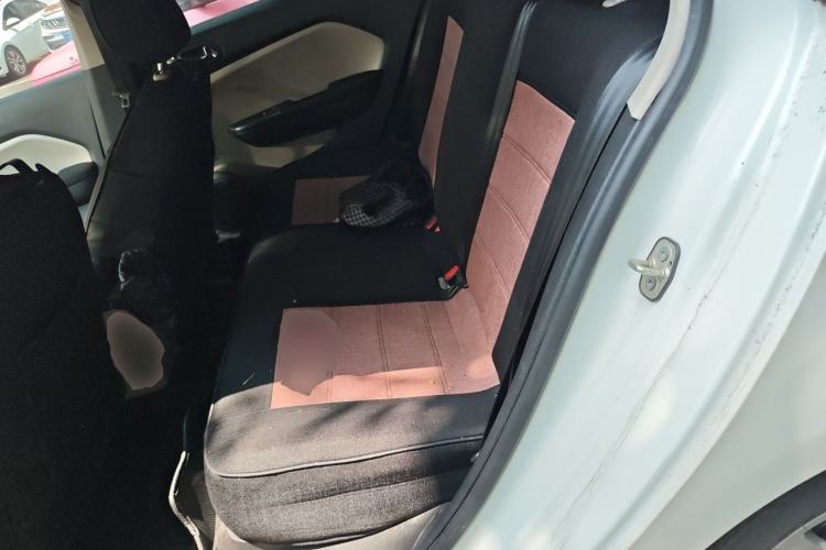 Used Dongfeng Aeolus L60 2015 1.8L Automatic New Enjoyment Model Left Rear Seat