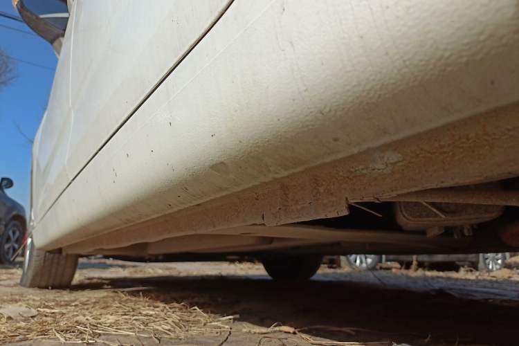 Used Dongfeng Aeolus L60 2015 1.8L Automatic New Enjoyment Model Left Side Sill