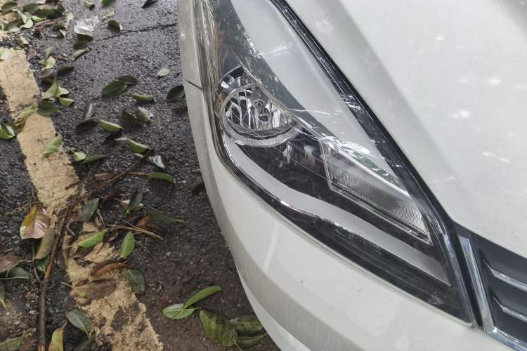 Used Dongfeng Aeolus L60 2015 1.6L Manual New Dynamic Model Right Front Headlight