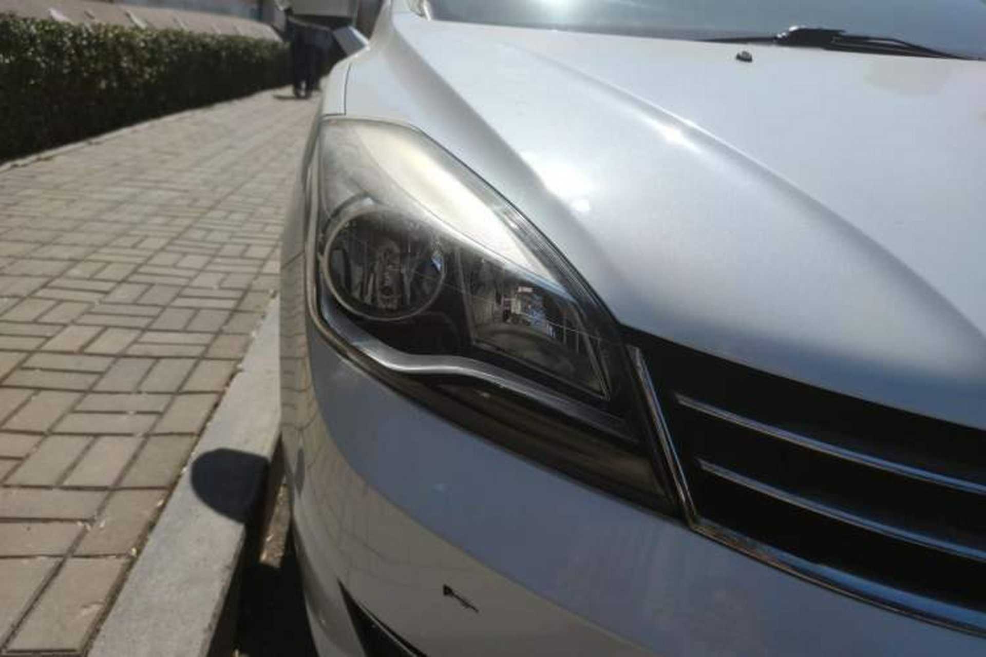 Used Dongfeng Aeolus L60 2015 1.8L Automatic New Enjoyment Model Right Front Headlight
