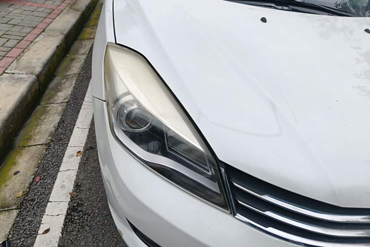 Used Dongfeng Aeolus L60 2015 1.6L Manual New Dynamic Model Right Front Headlight