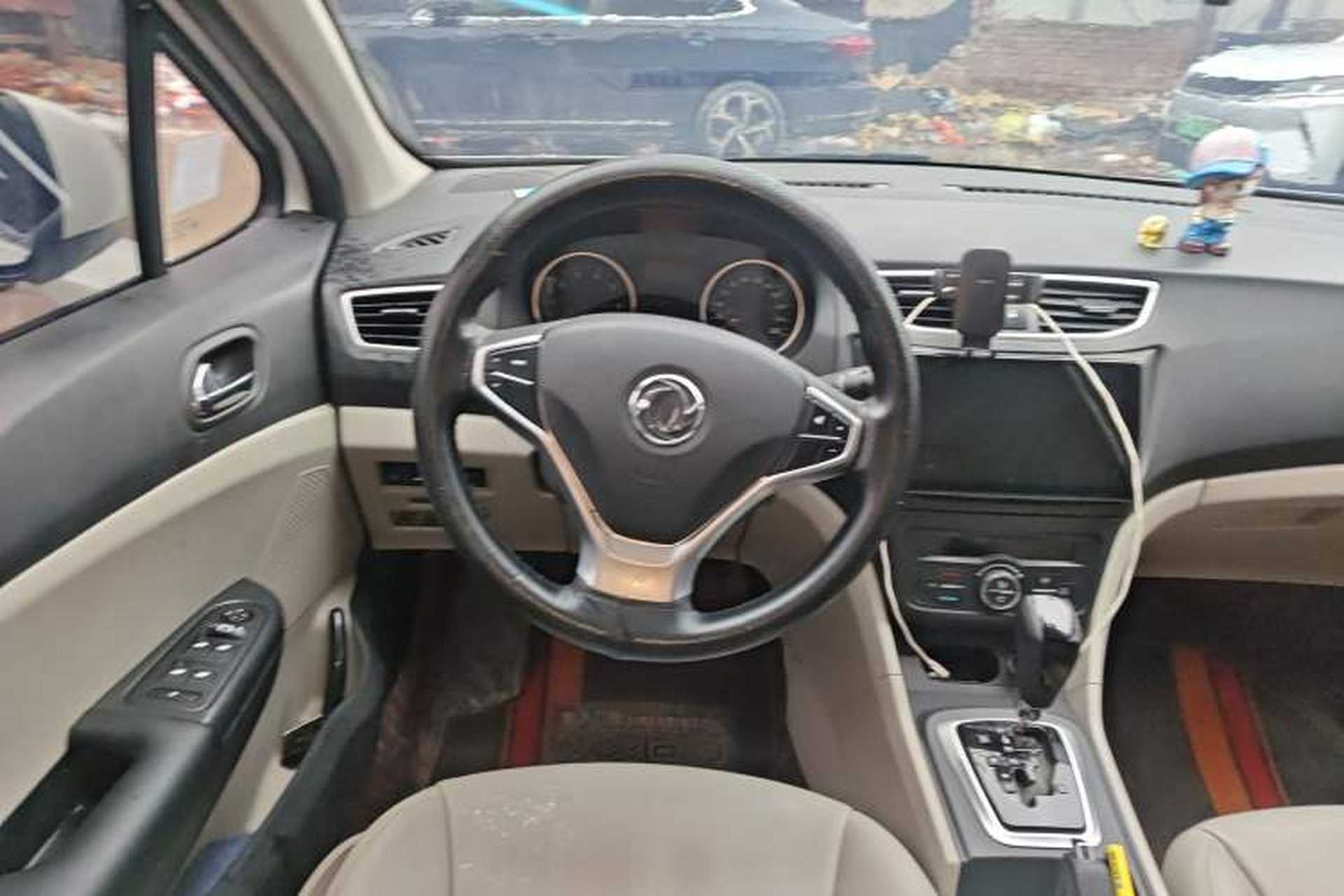 Used Dongfeng Aeolus L60 2015 1.8L Automatic New Enjoyment Model Steering Wheel