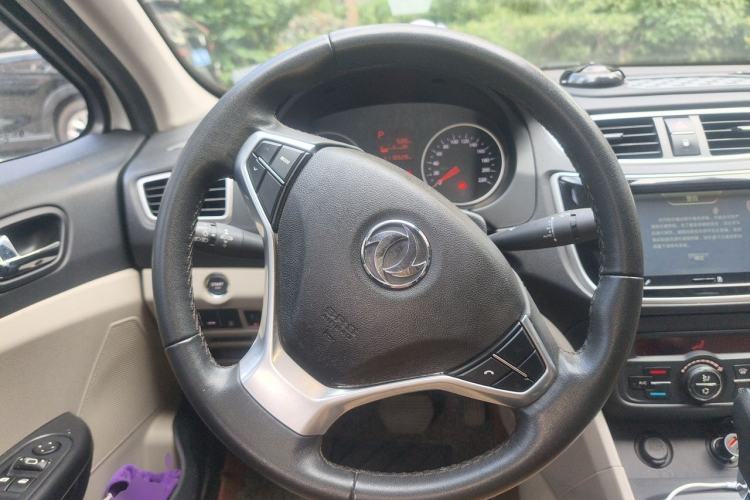 Used Dongfeng Aeolus L60 2015 1.8L Automatic New Rui Model Steering Wheel